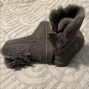 UGG Gray Winter Rain Boots Slip-On Comfort